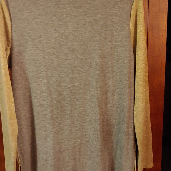 Long sleeve top - Picture 3 of 3